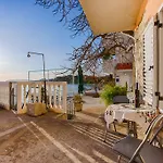Tomo
